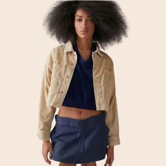 Urban Outfitters BDG Brooklyn Corduroy Cropped Jacket in Ivory Size Medium - Picture 1 of 14